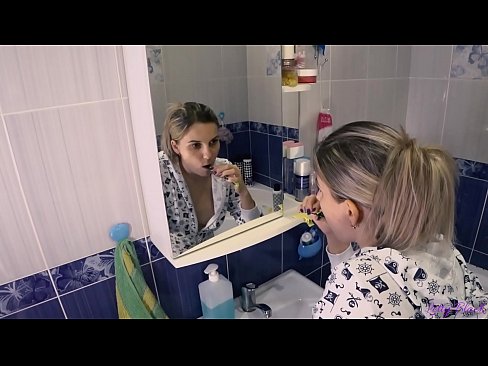 ❤️ Mae darnia gyda ifanc mewn pyjamas yn dod i ben cum llafar yn ass - letty du ️ Porno vk atom ni cy.prendiporno.ru ❌️